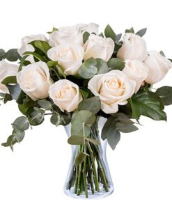 Touche de classe: 12 Roses blanches